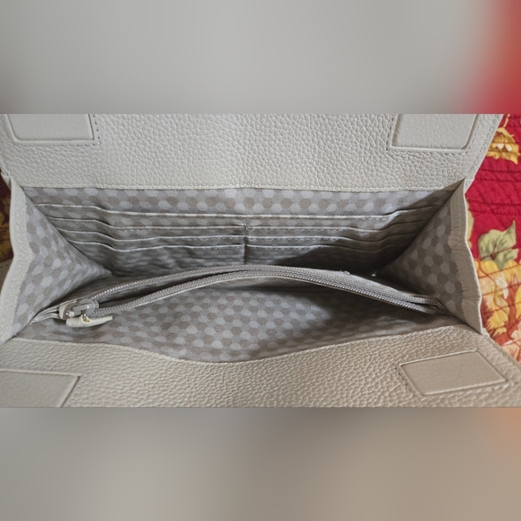 Brighton Straw and Leather Crossbody Bag - Picture 15 of 15